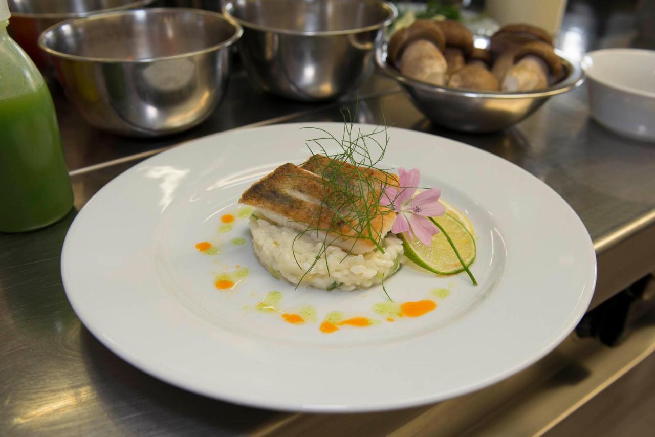Gutshof Andres Hotel Kirchlauter Ngoại thất bức ảnh
